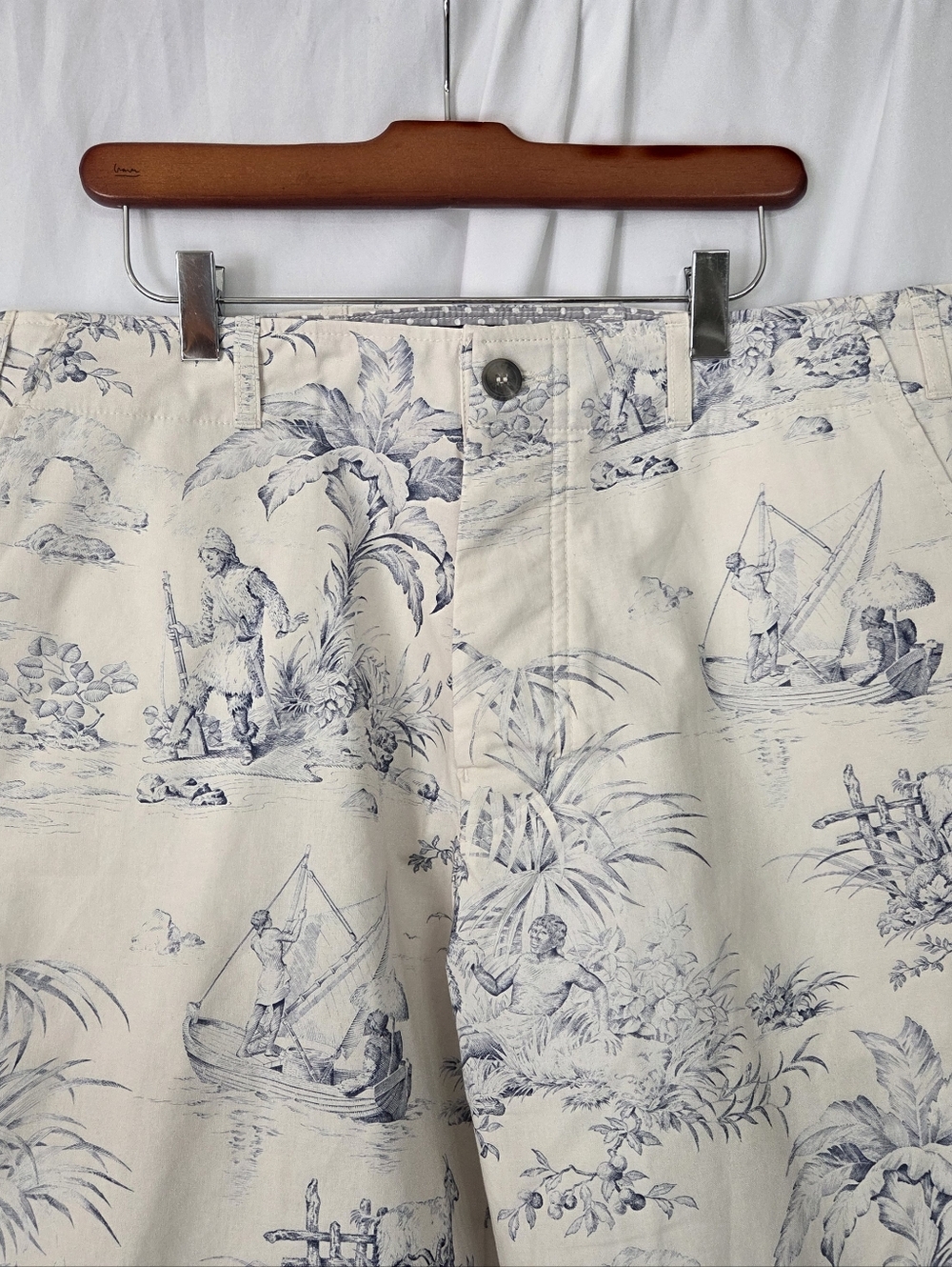 Old Bull Lee NWOT Casual Off White Print Cotton Shorts Size 36